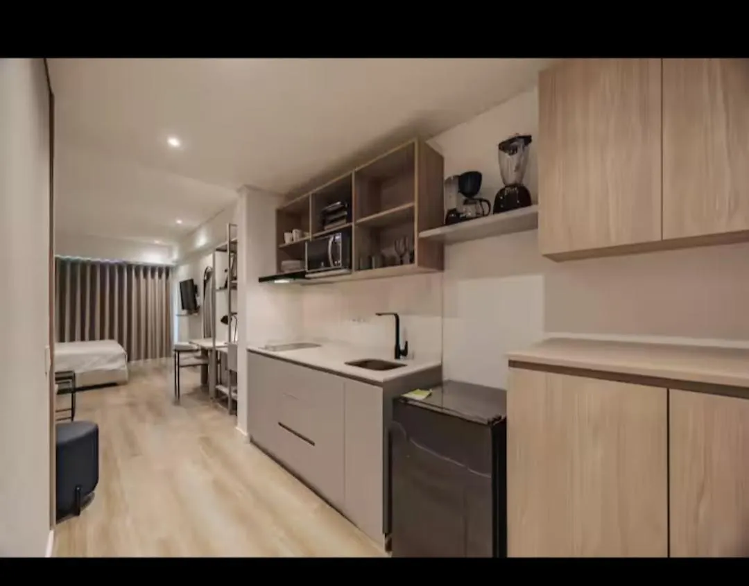 Apartamento New Loft 38 Mt In Laureles, Ac, Internet, Jacuzzis, 1 Queen Bed & 1 Sofabed Medellín